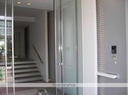 東京都世田谷区玉川田園調布２丁目[1LDK/41.84m2]のエントランス2