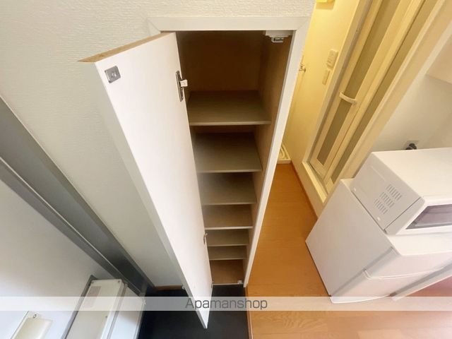 レオパレス栄谷の内装写真