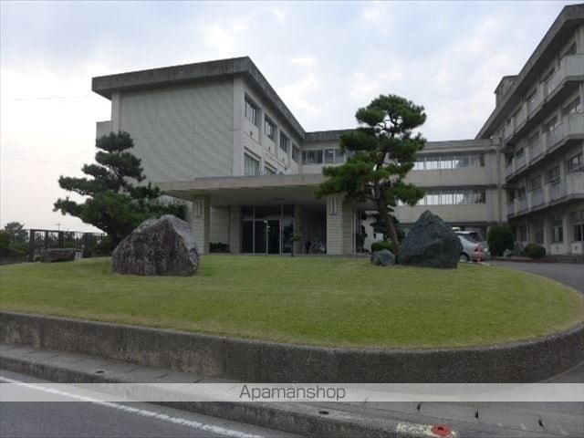 ロイヤルサルビアの周辺写真