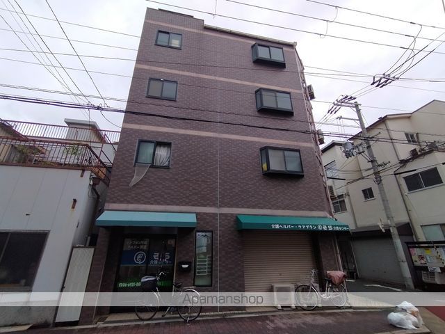 グラヴィール鶴和の外観写真