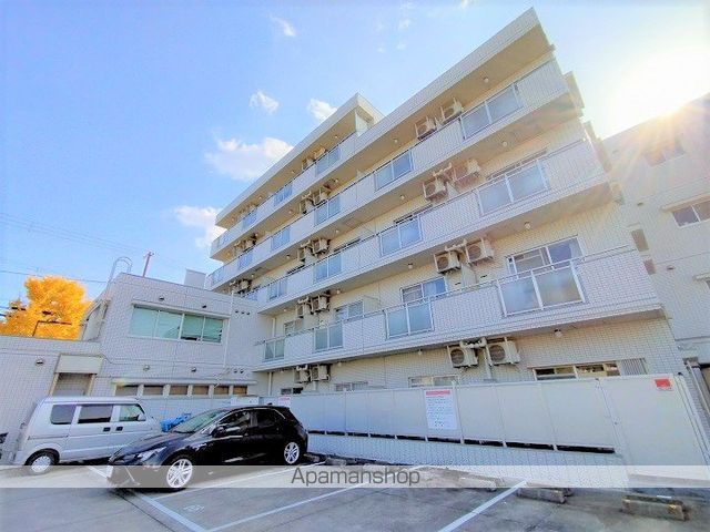 第10関根マンションの外観写真