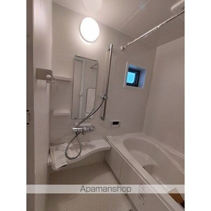 Ｋｏｌｅｔ阿佐ヶ谷[2SLDK/76.7m2]のバス