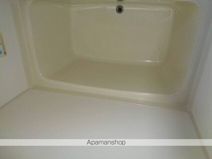 和歌山県和歌山市小雑賀[2K/34.65m2]のバス