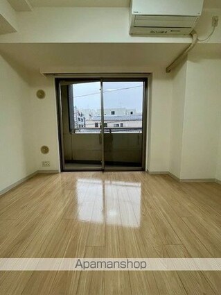 レジディア中落合Ａ棟[1K/25.2m2]のリビング・居間1