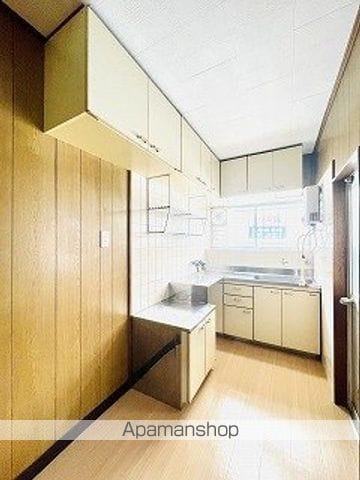 高殿森田貸家の内装写真