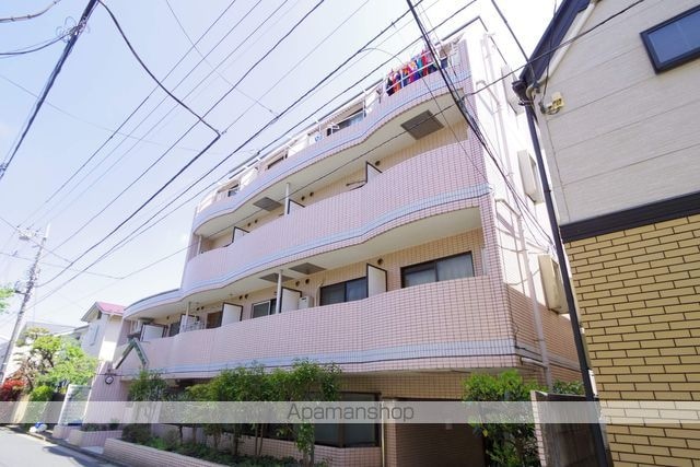 メゾン・ド・マニエール[1R/15.2m2]の外観1