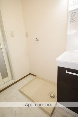 ハイカムール泉Aの内装写真