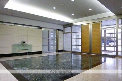 ハウス桃李[1R/32.12m2]のロビー