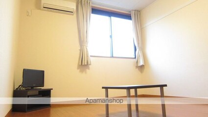 レオパレスローズ[1K/20.99m2]のリビング・居間