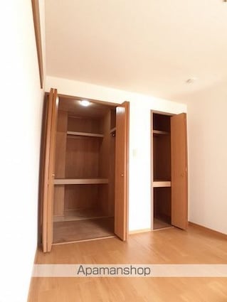 ロマネコンティⅢ[2LDK/56.8m2]の収納