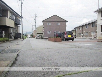 グランデ神田Ａ[2LDK/56.12m2]の周辺1