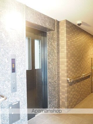 ルーブル高島平[1K/25.42m2]の共用部1