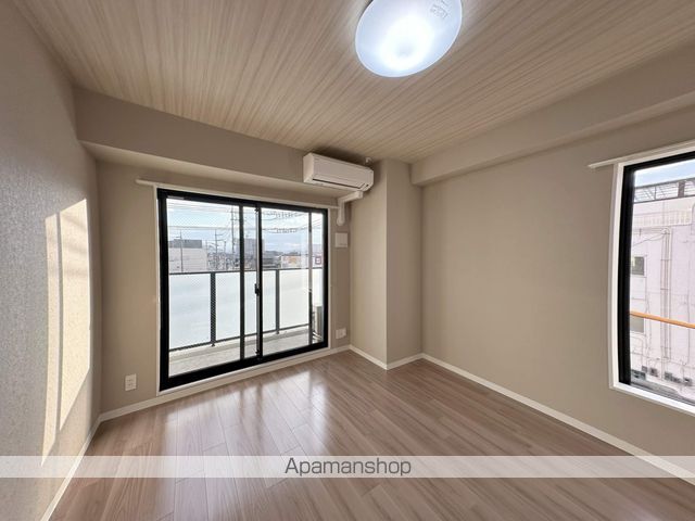 S PLACE BLD.の内装写真