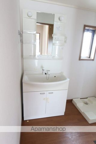 ヴィラージュコート宮前 A棟の内装写真