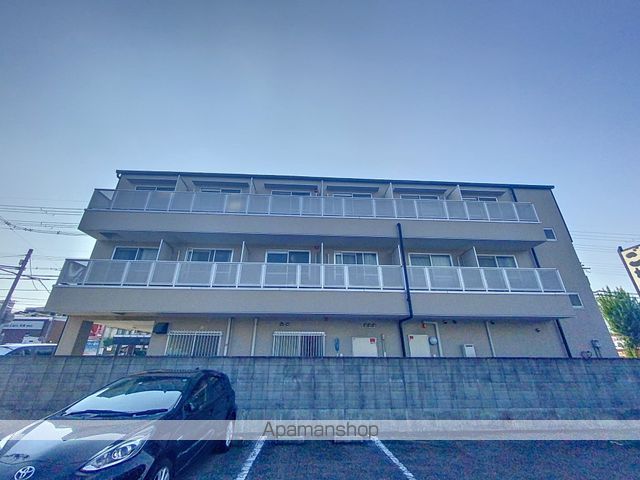 コラール1番館の外観写真