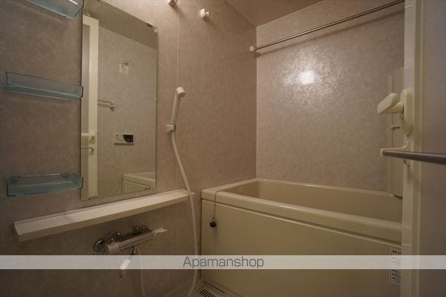 レジディア久屋大通の内装写真