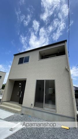 ルミエールドゥサナ国富B棟の外観写真