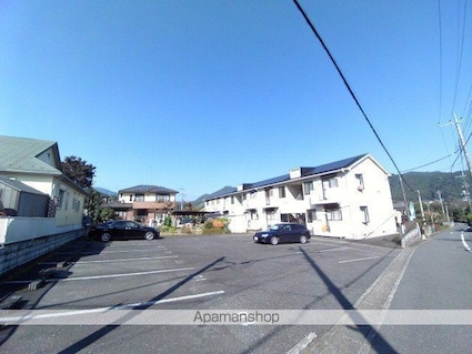 ほほえみハイム[1LDK/44.5m2]の駐車場1