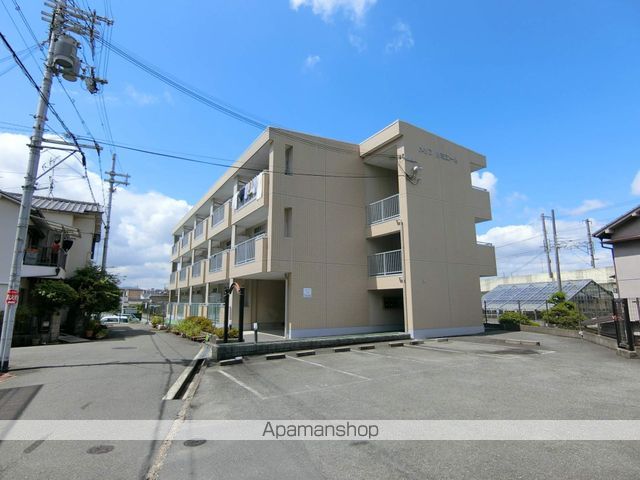 メゾンルミエールの外観写真