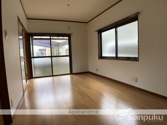 大下一戸建 3号の内装写真