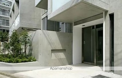 東京都渋谷区桜丘町[1K/23.96m2]のエントランス3