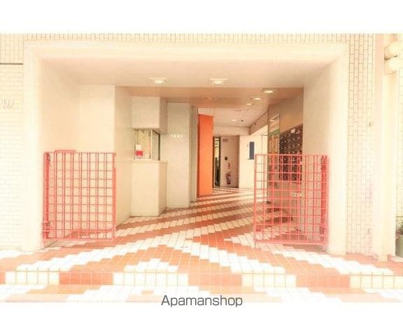 タワーズ10の玄関写真