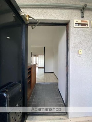 ドルフィン屋島[2LDK/51.3m2]の玄関