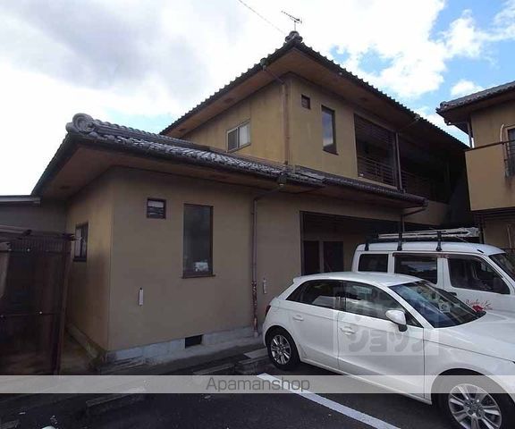 ハイツ小倉山の外観写真