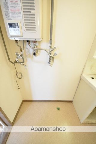 クリスタルハイツ栄町の内装写真