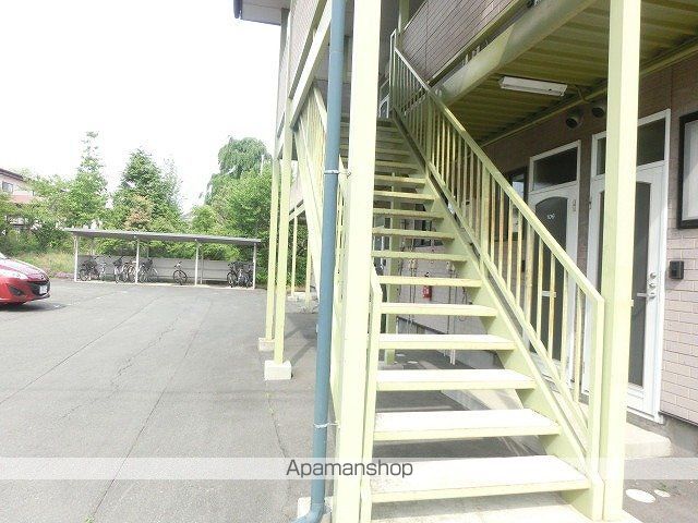 フレンドの玄関写真