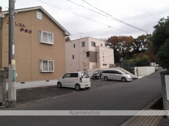 フォレスト伊勢丘A・Bの外観写真