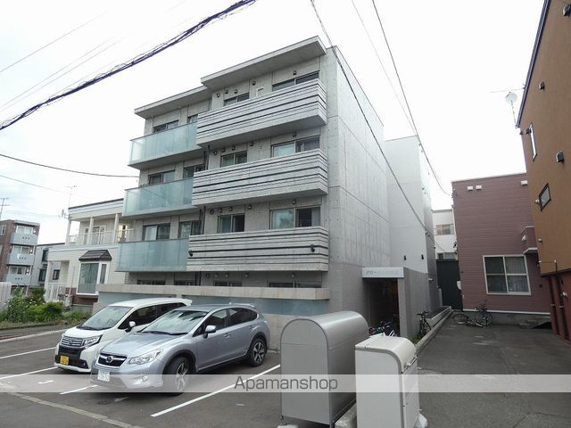 グローカル本郷通の外観写真