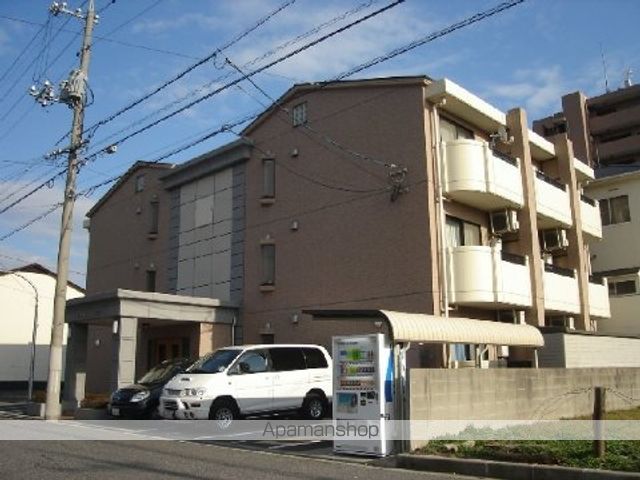 エンバシーコート