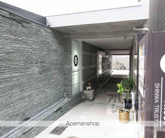 GRAN DE COURT 竹鼻の玄関写真
