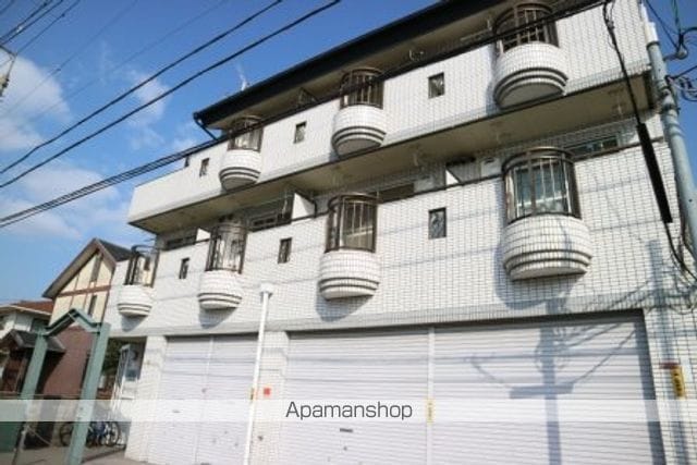 クイーンズピア枚方の外観写真