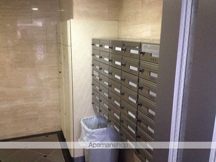 東京都世田谷区世田谷２丁目[1K/36.21m2]の共用部