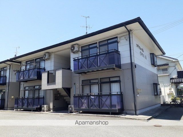 ロイヤルハイムイノウエAの外観写真