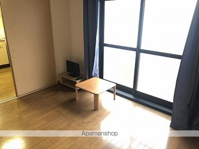 レオパレスＯＺー２[2DK/40.57m2]のリビング・居間1
