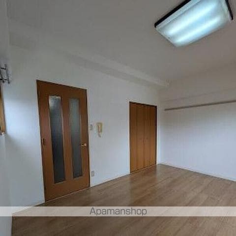 AVENIRの内装写真