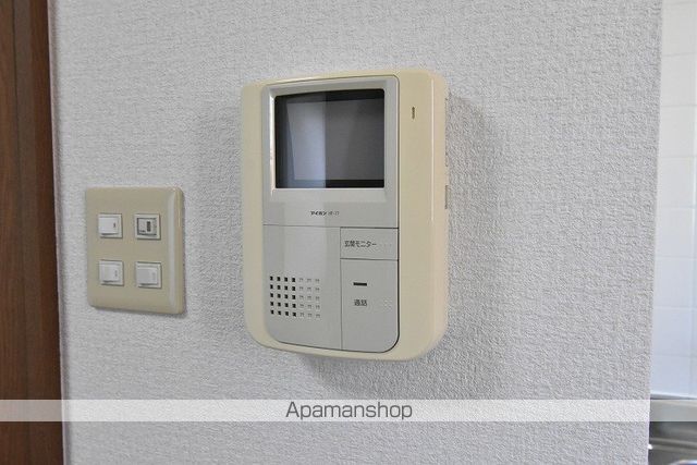 西岡ベストフラットの内装写真
