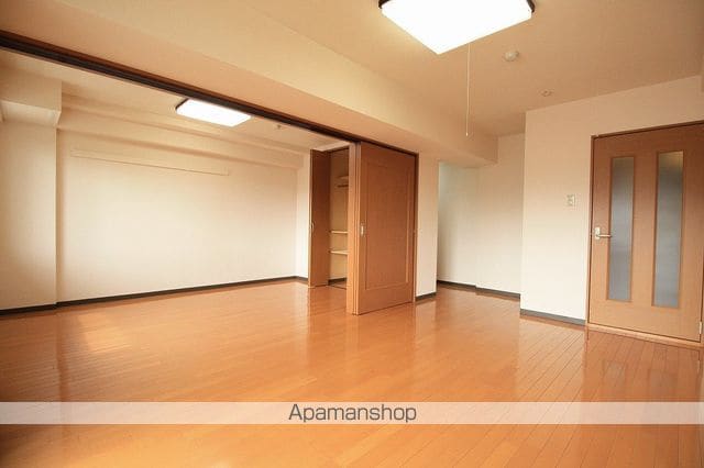 ノースパレス福住弐番館の内装写真