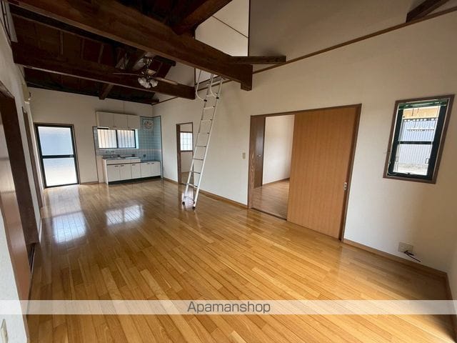 北諸県郡三股町 1階建 築30年の内装写真