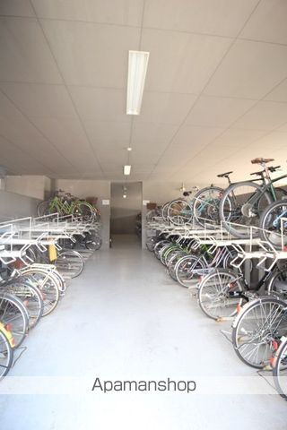 ロイヤルガーデン新屋敷の外観写真