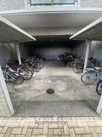 サーパスシティ前原弐番館の外観写真