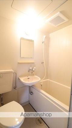 Ｋｏｍｏｄｏｋａｓａ　Ｍｉｗａ[1R/20.52m2]のバス