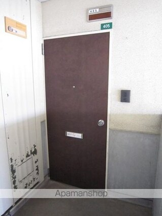 コーポラス多治米[3K/58.4m2]の玄関