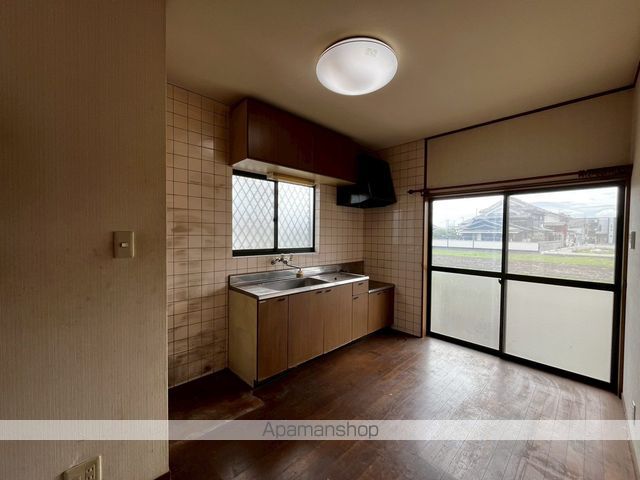 飾磨区中島二丁目戸建 C-2の内装写真
