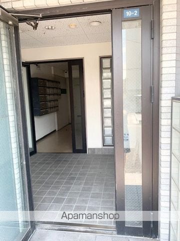 ニュー大将軍松兼IIの玄関写真