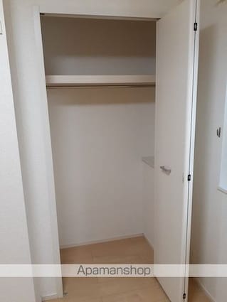 サン・グレース[1LDK/32.21m2]の収納