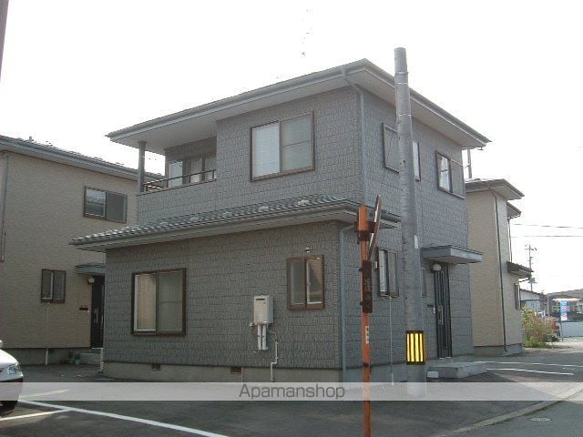 盛岡市 2階建 築25年の外観写真